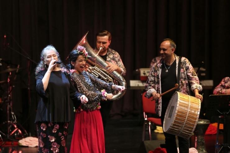 Küçükçekmece’de Suzan Kardeş Rüzgarı