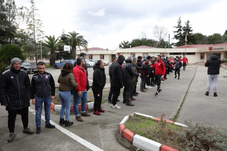 Samsunspor’a Meşaleli Uğurlama