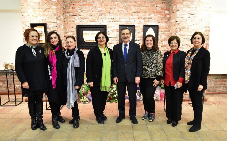 Başkan Ataç’tan “Gynaika; Toprak - Aşk - Bereket” Sergisine Ziyaret