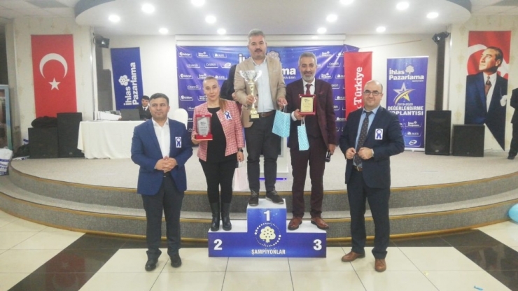 İhlas Pazarlamada, Başarılı Personeller Ödüllendirildi