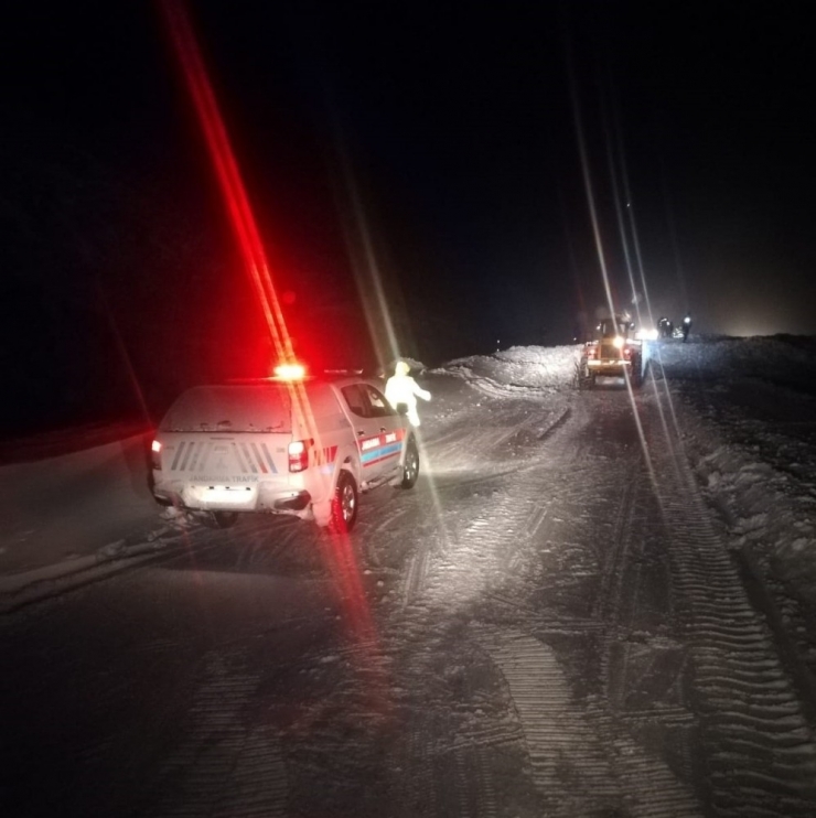 Kayseri’de Çığ Düştü, Ulaşım Aksadı