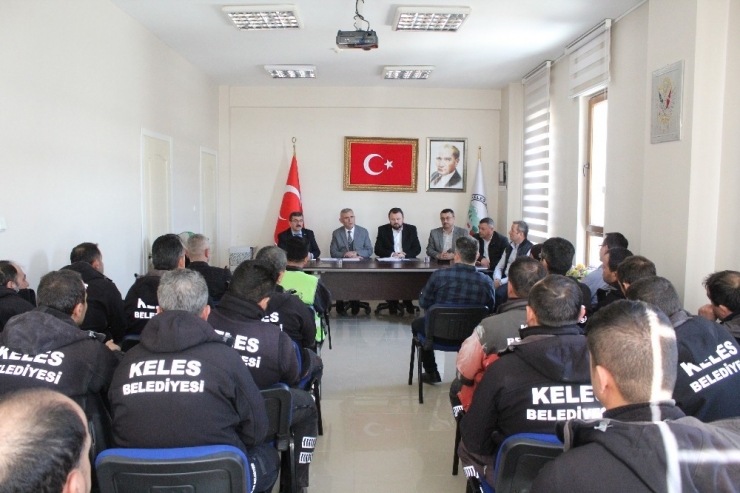 Keles Belediyesi’nde Toplu Sözleşme Sevinci