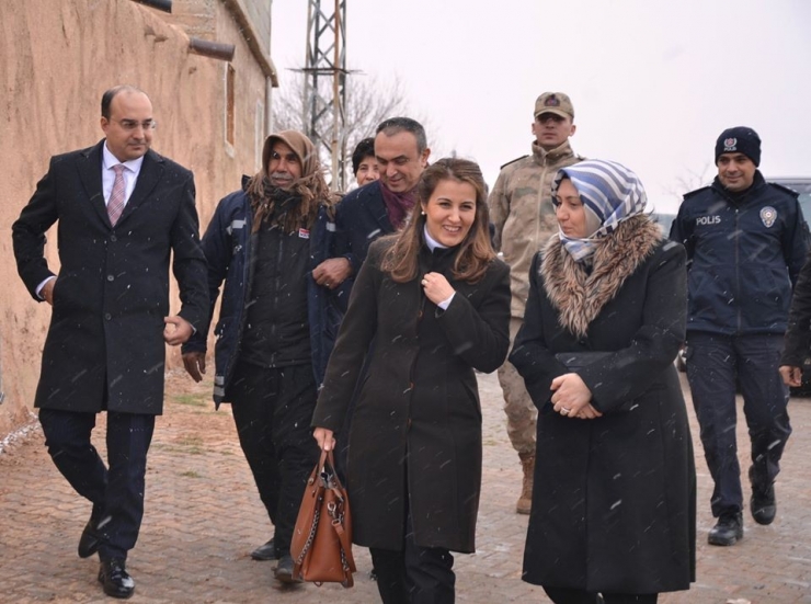 Vali Soytürk Şahit Ailelerini Yalnız Bırakmıyor