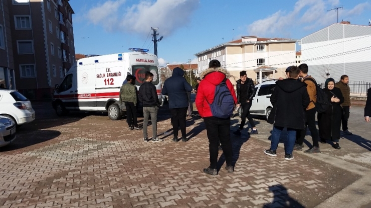 Kulu’da Kız Öğrenciler Arasında Kavga: 1 Yaralı