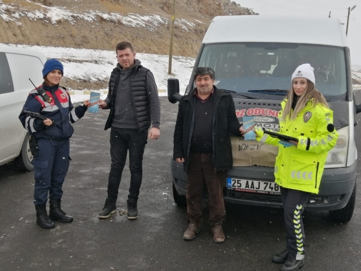 Köprüköy’de Jandarma Ve Polis Ortak Trafik Uygulaması Yaptı