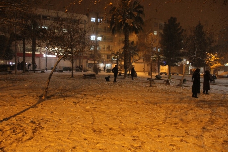 Mardin Kızıltepe 6 Yıl Aradan Sonra Beyaza Büründü