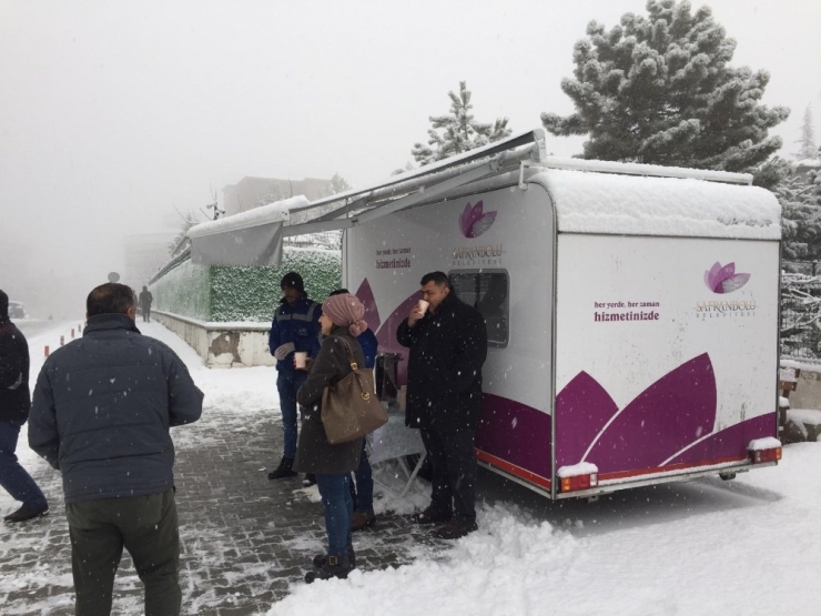 Çorba İkramı Kar Altında Da Devam Ediyor