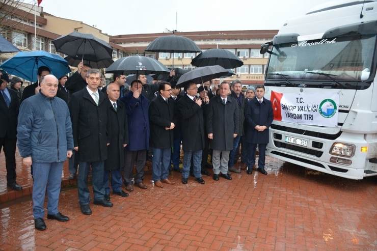 Sinop’tan Depremzedelere Yardım