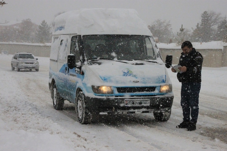 Soğuk Kış Gününde İhtiyaç Sahipleri Unutulmadı