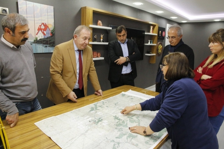 Sungurlu’da 35 Yıllık Su Boruları Değiştiriliyor