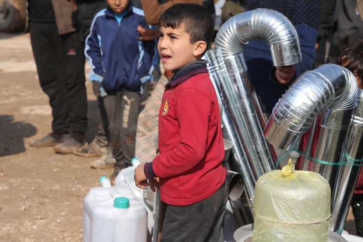 İdliblilerin Barındığı Çadırlar Havadan Görüntülendi