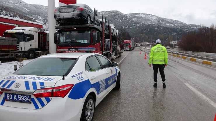 Kar Esareti Sona Erdi, Yola Çıkmalarına İzin Verildi