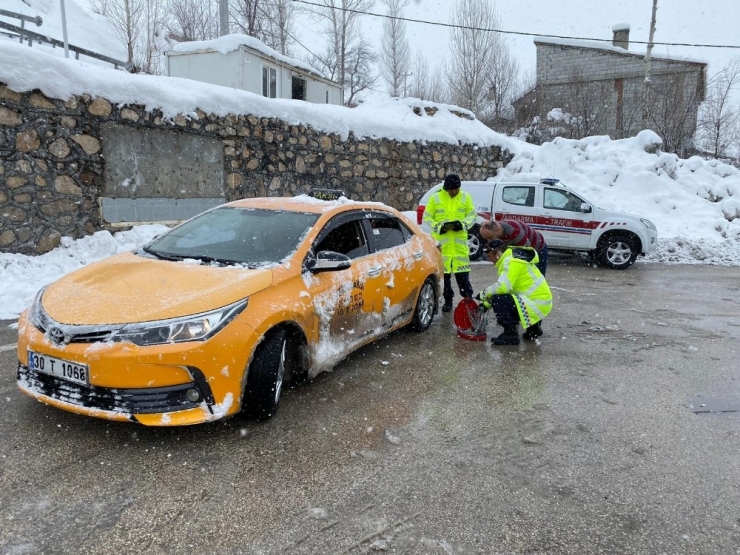 Jandarmadan ‘Emniyet Kemeri Ve Cep Telefonu’ Denetimi