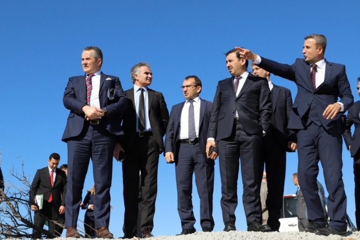 Adalet Bakan Yardımcısı Uğurhan Kuş, Foça’yı Ziyaret Etti