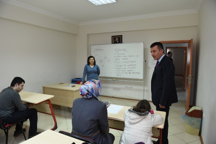 Engelliler İçin Kpss Kursu Başladı