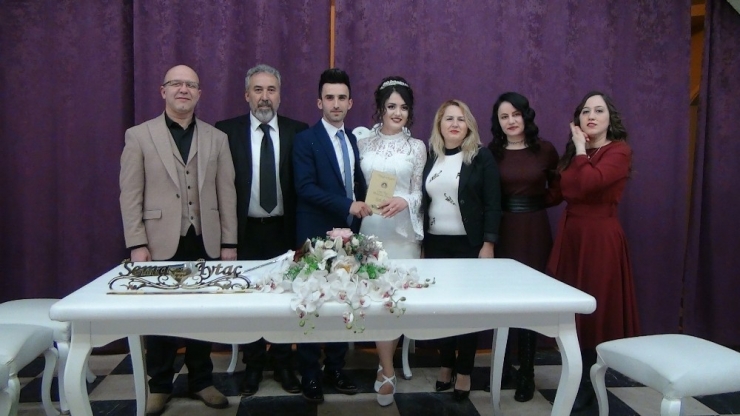 Nikah İçin 14 Şubat’ı Tercih Ettiler