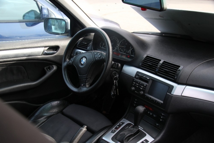 Başkent Polisinden Kaçak Araçları Piyasaya Süren Çeteye Operasyon