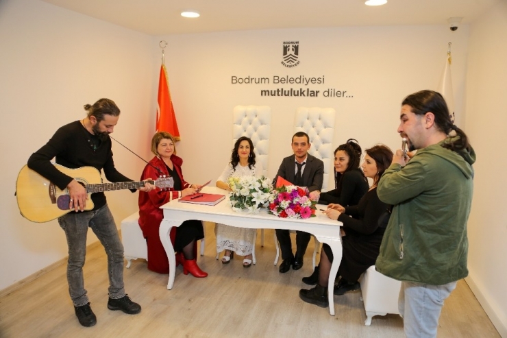 Sevgililer Günü’nde Bodrum’da Nikah Yoğunluğu