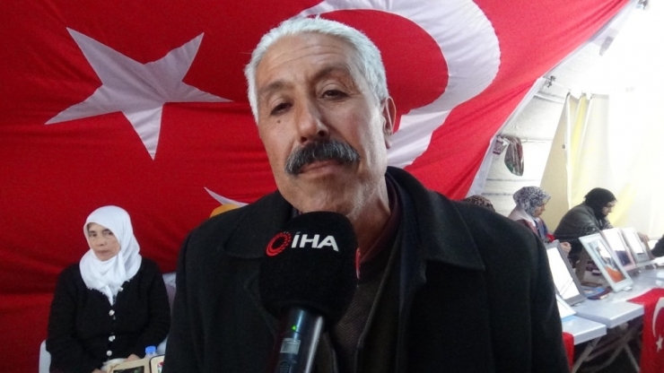 Diyarbakır’da Evlat Nöbetindeki Ailelerin Direnişi Büyüyor