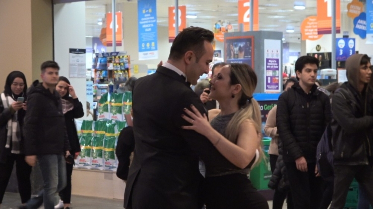 Forum Çamlık Avm’de Aşkın Dansı Tango Gösterisi