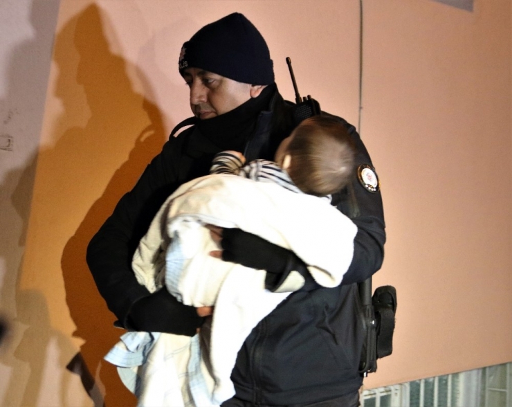 Narkotik Polisinden Şafak Operasyonu: 23 Gözaltı