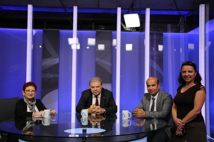 Doç. Dr. Yüksel Yalova Adütv’ye Konuk Oldu