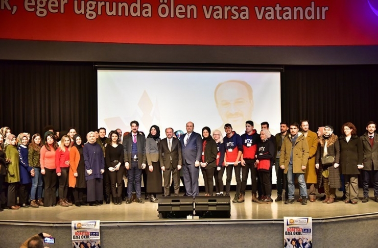 Rektör Çakmak, Liselilere Başarı Ve Kariyer Dersi Verdi