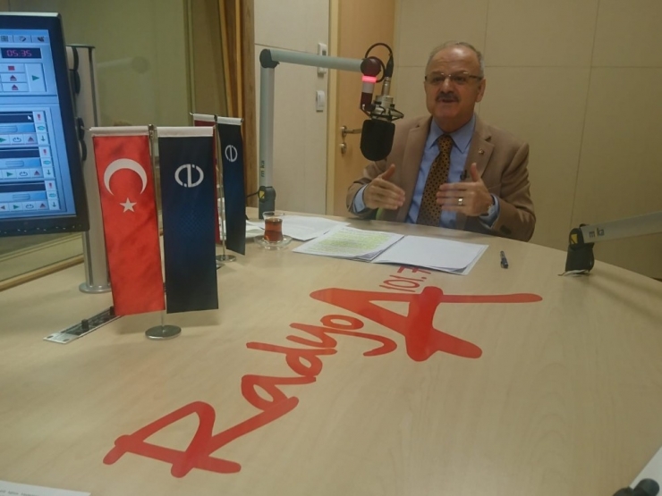 Vali Çakacak, Radyo A’ya Konuk Oldu