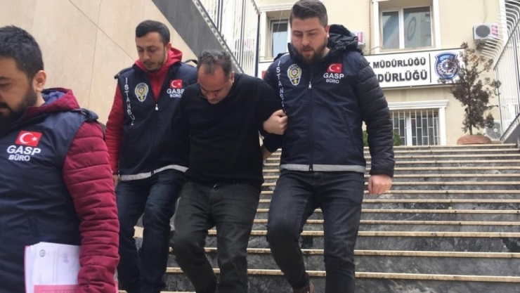 5 Milyon Dolarlık Vurgun Yaptı, Lüks Yaşamını Sosyal Medyada Paylaştı