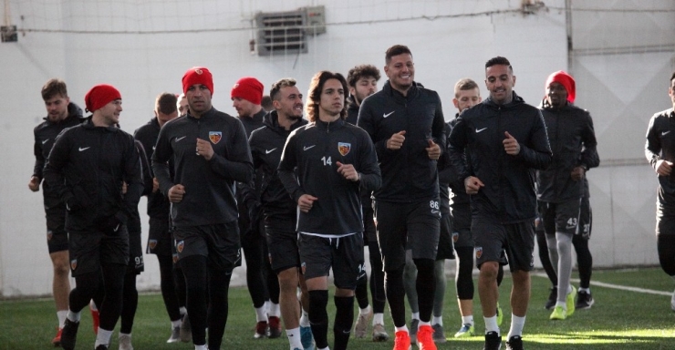 Kayserispor Denizli’ye Gitti