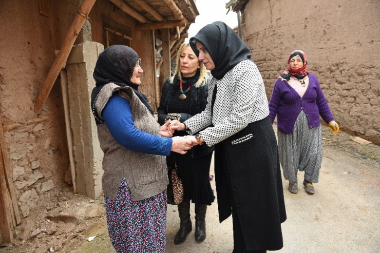 Battalgazi’nin Kalbi Kadın Kooperatifinden Depremzedelere Destek