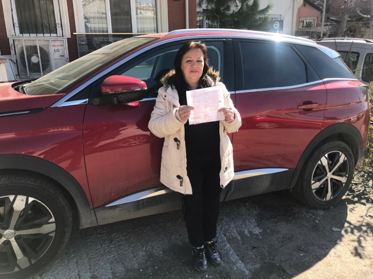 Çekiciden Düşerek Yaralanan Kadının Kızına Posta İle Trafik Cezası Geldi İkinci Şoku Yaşadı