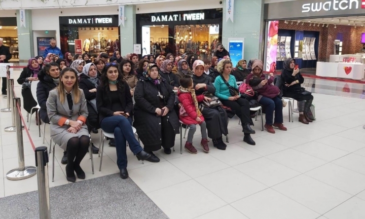 Kartepeli Kadınlar Sağlık Seminerinde Buluştu