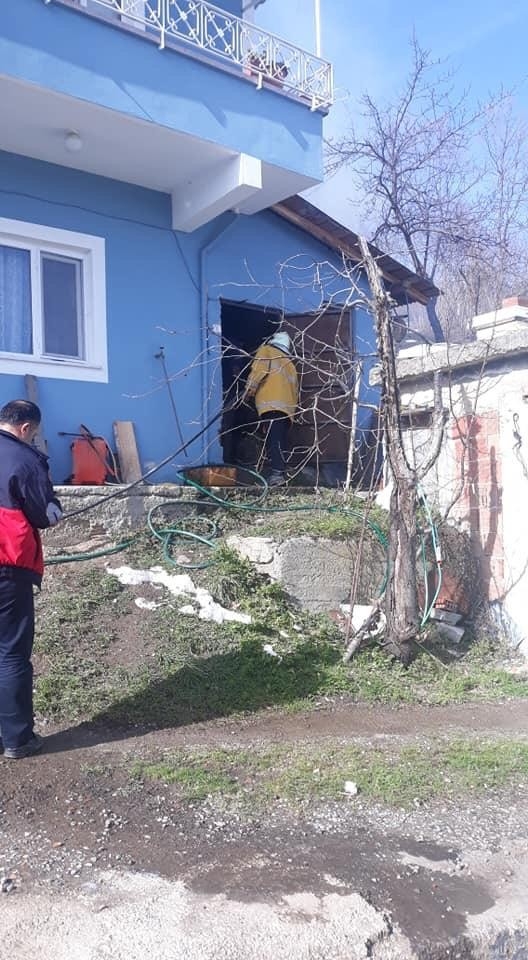 İnebolu’da Odunlukta Çıkan Yangın Korkuttu