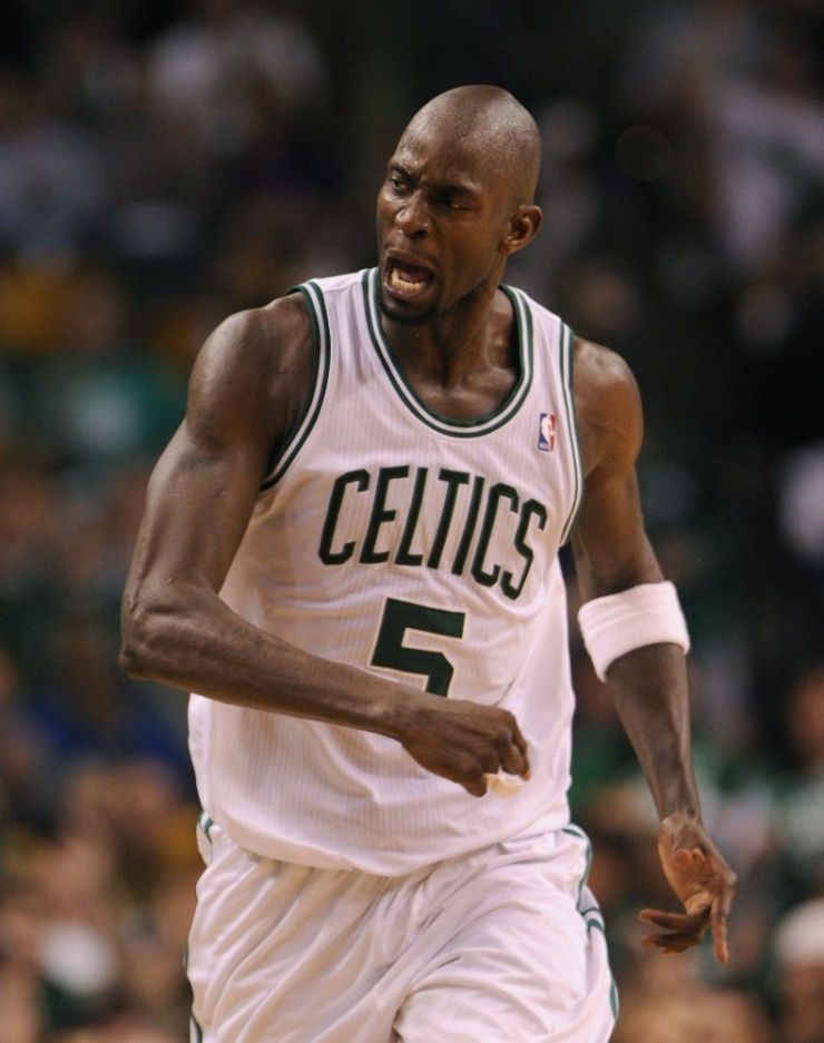 Boston Celtics, Kevin Garnett’in Formasını Emekli Edecek