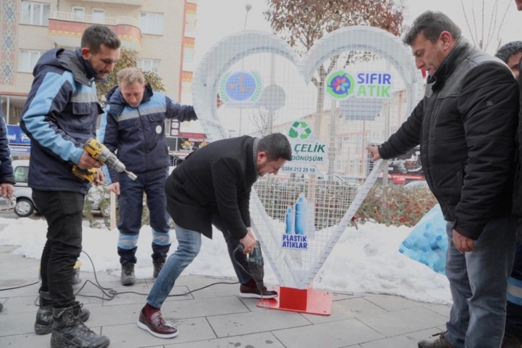 Daha Temiz Ve Yaşanılabilir Bir Nevşehir İçin, Pet Şişeler Kumbaraya