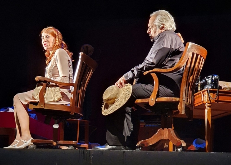 ‘Güneyli Bayan’ Nilüfer Sahnesinde