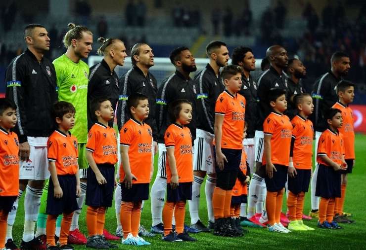 Süper Lig: M.başakşehir: 0 - Beşiktaş: 0 (Maç Devam Ediyor)