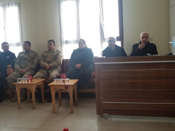 Taziye Dönüşü Hayatını Kaybeden 3 Kişi Toprağa Verildi