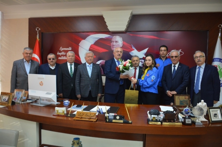 Başkan Vekili Akçakaya Thk Yönetimini Ağırladı