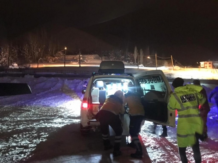 Bahçesaray’da Kalp Krizi Geçiren Polis Memuru İçin Seferberlik