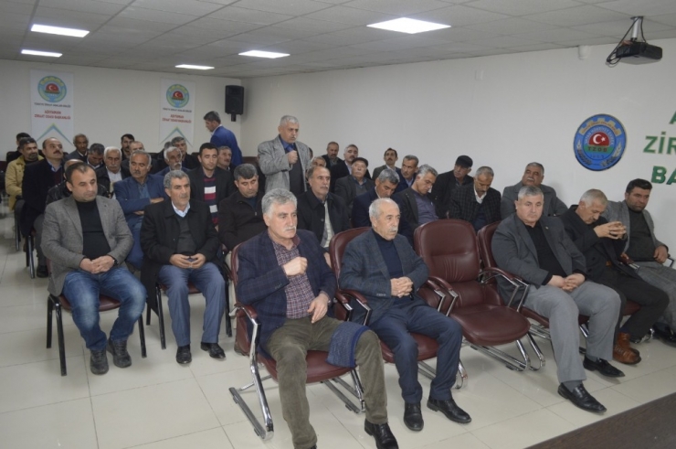 Stk’lar Ve Muhtarlar Tütünü Konuştu