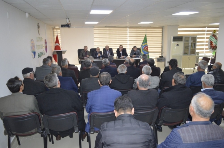 Stk’lar Ve Muhtarlar Tütünü Konuştu