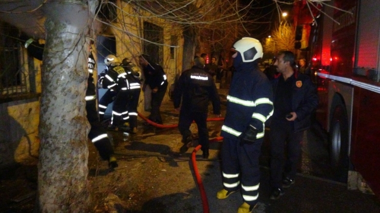 Adıyaman’da Ev Yangını Korkuttu