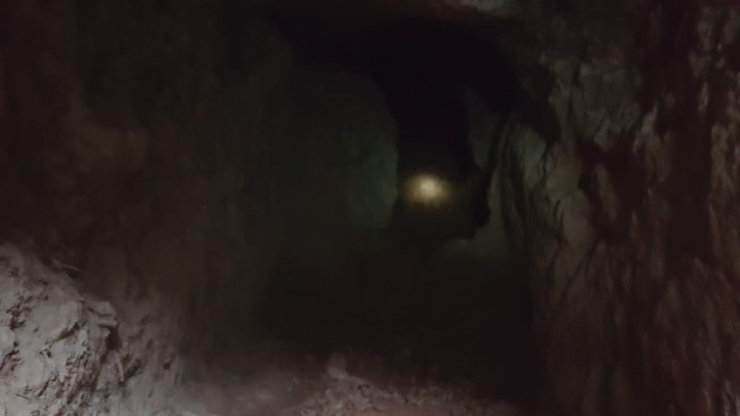 Akhisar’da Defineciler Suçüstü Yakalandı