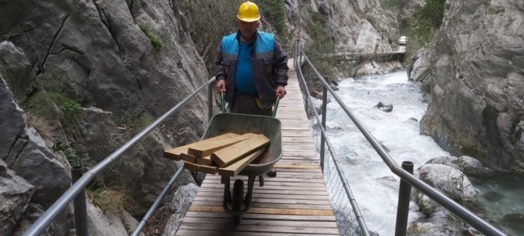 Sapadere Kanyonunda Bakım