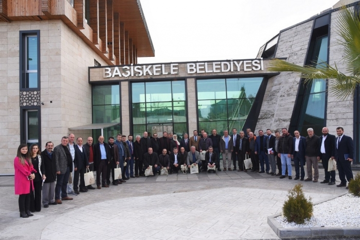 Başkan Özlü’nün Örnek Projesine Muhtarlardan Övgü