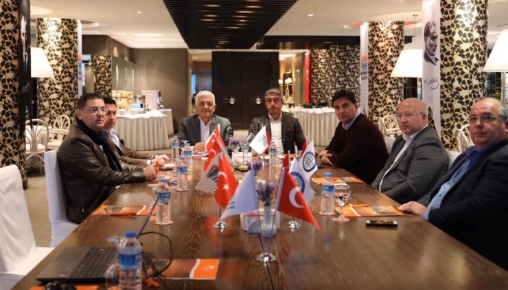 Büyükşehir Belediye Başkanı Gürün, Denizin Renginin Değişmesini Değerlendirdi