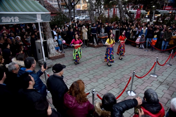 Bir Anda Ortaya Çıktılar, Vatandaşlar Şaşkınlıklarını Gizleyemedi