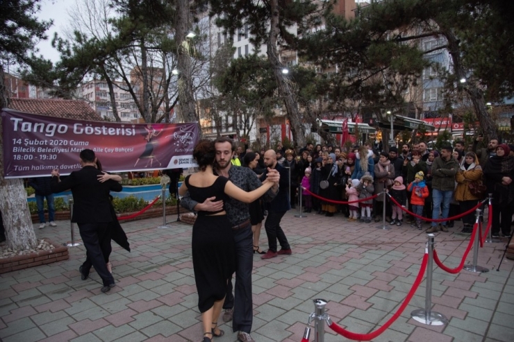 Bir Anda Ortaya Çıktılar, Vatandaşlar Şaşkınlıklarını Gizleyemedi